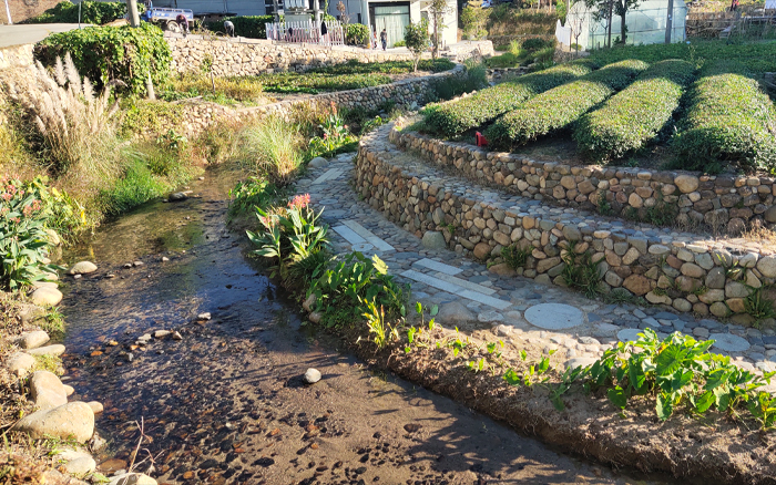 军营村景点介绍之九龙溪